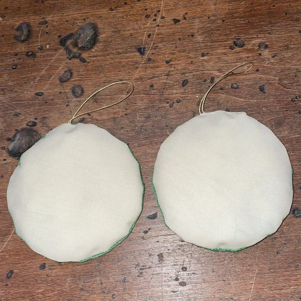 2 Vtg cloth stuffed‎ embroidered Christmas tree ornaments
